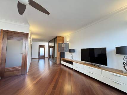 Wyjątkowy apartament na sprzedaż Podzamcze, Star