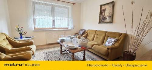 PRZESTRONNY DOM WOLNOSTOJĄCY NIEDALEKO MORZA