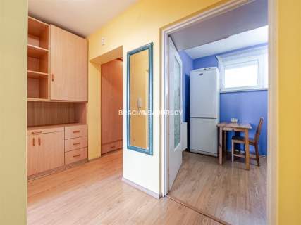 2-pokojowe mieszkanie z oddzielną kuchnią,balkon