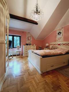 Dom o powierzchni 240m2, działka 2154m2, Wolica