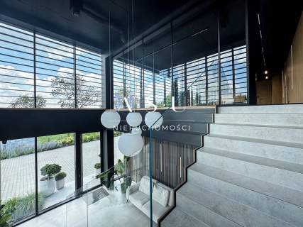 Nowoczesne biuro 130 m2