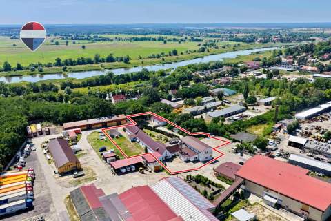Obiekt 1.200m przy Parku Handlowym