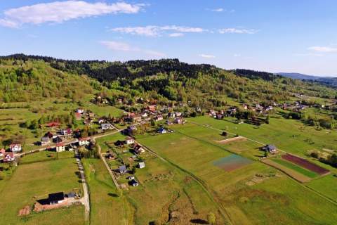 Widokowa działka w Beskidach
