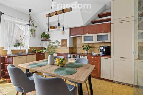 3 pokoje ok. 61m2 po podłodze I Balkon Kowale