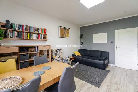 2 pokoje 51,32 m duży balkon os. Handlowe 