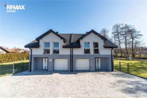 Połowa bliźniaka 140m2 z dużą działką