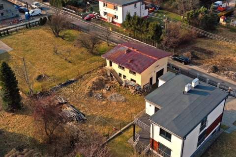 Budynek typu kostka do remontu