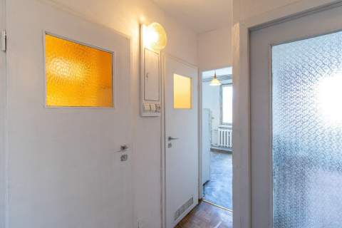 2 pokoje z balkonem na Bałutach   pod remont