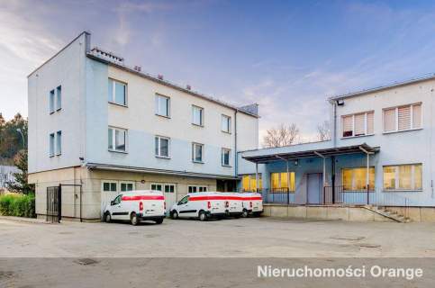 Kompleks budynków pod różnorodne usługi