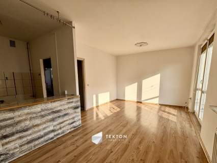 3 pokoje Balkon Winda Os. XXX-lecia