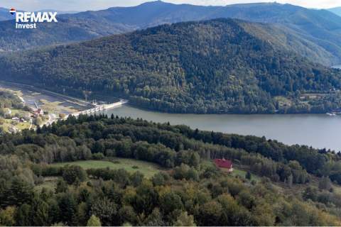 Wyjątkowa działka z panoramą gór i jeziora