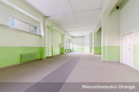 Kompleks budynków pod różnorodne usługi