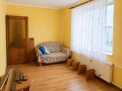 Kłobuck 2 pokoje 2 piętro balkon do remontu