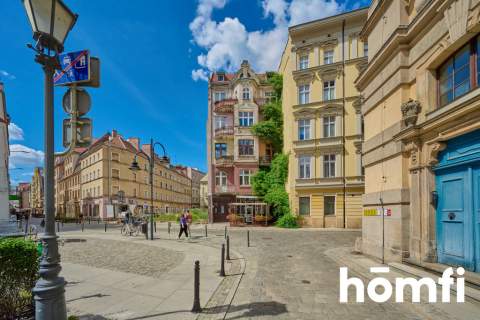 2 pok mieszkanie w kamienicy Plac Uniwersytecki