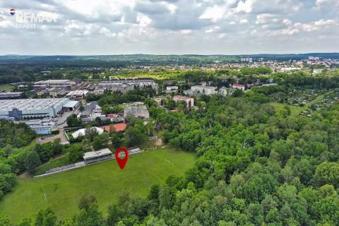 Sprzedam historyczny stadion, teren inwestycyjny