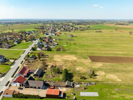 Płaska działka budowlana blisko centrum
