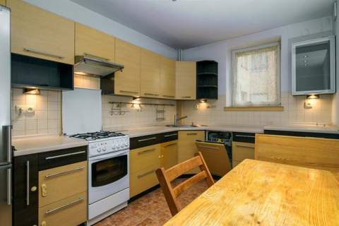 Krysta 3, Wola, 3 pokoje, balkon, parking, ochrona
