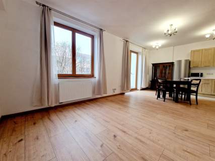 MIESZKANIE Z BALKONEM - WIDOK NA OGRÓD - 33 M2