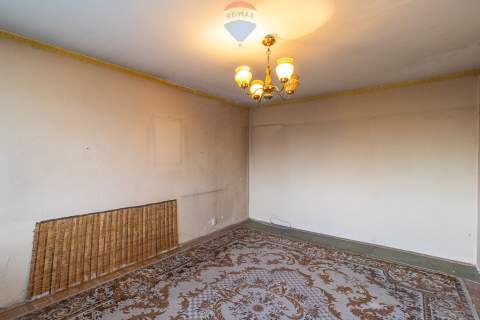 2 pokoje z balkonem na Bałutach pod remont