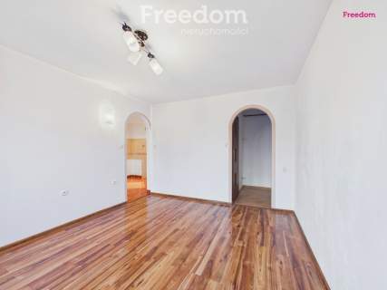 2-pokoje po remoncie, pierwsze piętro 34,21m2