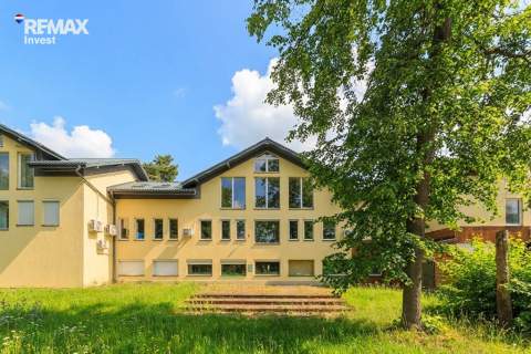 Chrzanów budynek mieszkaniowo-biurowy