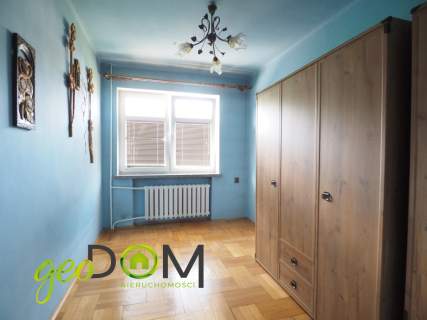 Połówka bliźniaka w dobrej lokalizacji