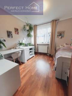 Budynek pod wynajem, działalność lub do zamieszkania 238 m2 Sk