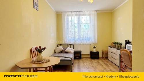 Duże mieszkanie z ogrodem jedynie 5,5 km od morza 