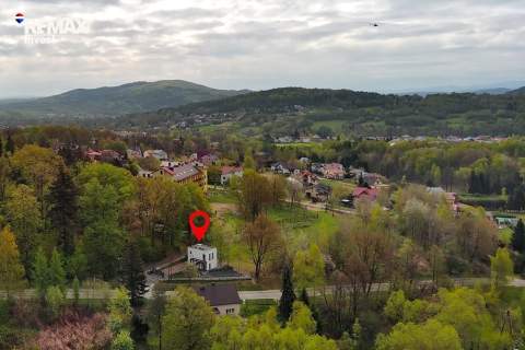 Nowy budynek użytkowy w Wadowicach.