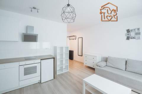 Komfortowa kawalerka pet friendly - Pułaskiego3