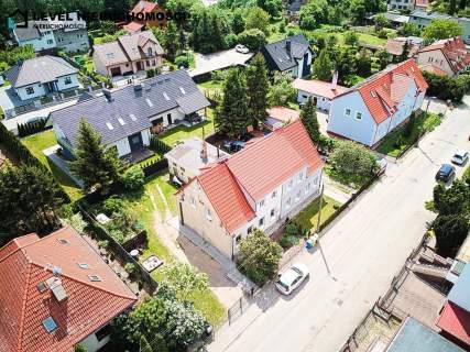 Czteropokojowe mieszkanie z ogródkiem