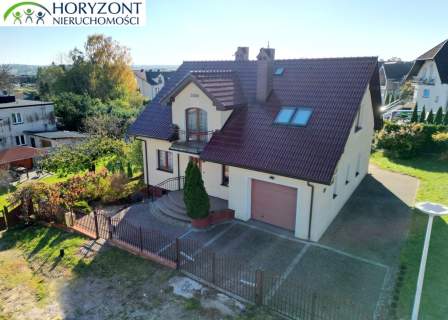 Piękny dom z ogrodem w centrum Żukowa