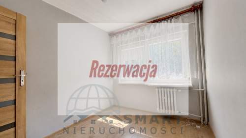 Trzypokojowe mieszkanie na 1 piętrze.
