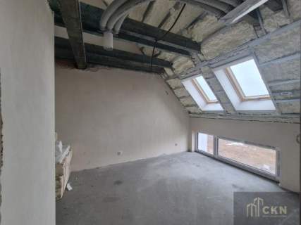 NOWA HUTA - STAN DEWELOPERSKI - 6,5 AR - 130 m2