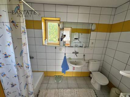 Na sprzedaż przestronny dom 280 m na działce 0,9 ha Świdno,...