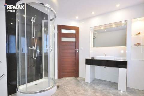 Dom w Cieplicach Gotowa inwestycja 3 mieszkania
