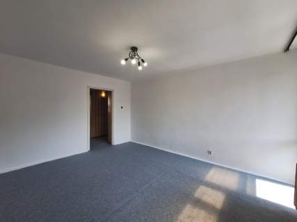 2 POKOJE 49,7 m 2 PIĘTRO UL. PARTYZANTÓW