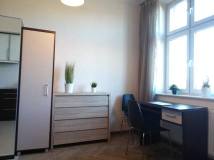 Kawalerka w centrum ok. Ronda Mogilskiego 1,5 km od Rynku