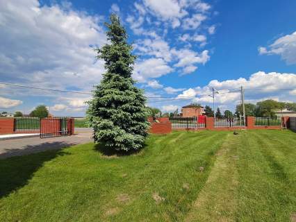 Dom jednorodzinny z ogrodem zimowym i działką 3818m2Czartki
