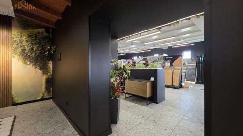 Obiekt 655m2 Showroom, Magazyn, Usługi - Kargowa