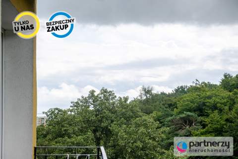Balkon od południa Widok na las Dwustronne