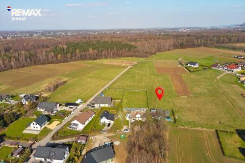 1296m2 w Czańcu z widokiem na góry i las
