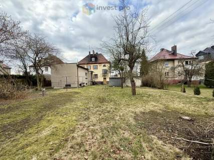 Piętro domu, garaż, ogrodek