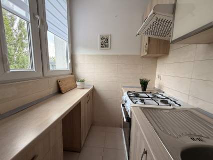 2 pokoje z balkonem, w top lokalizacji, do wejścia