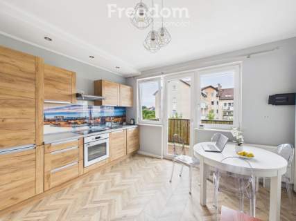 2 pokoje, balkon, niskie opłaty, Kokoszki