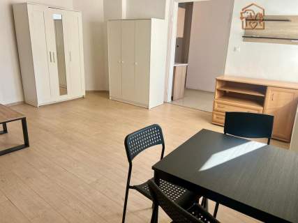 Duża kawalerka, 38 m2, pet-friendly - Mariacka 12