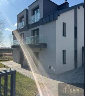 Piękna zielona okolica, 1/2 bliźniaka 3 poziomy ogród