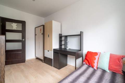 4 pokoje Garderoba Balkon z widokiem na zieleń