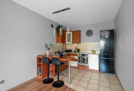 2 pokoje 1 piętro Balkon Komórka Złotniki