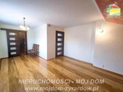 Nieruchomość dla dwóch rodzin lub inwestycja na wynajem.